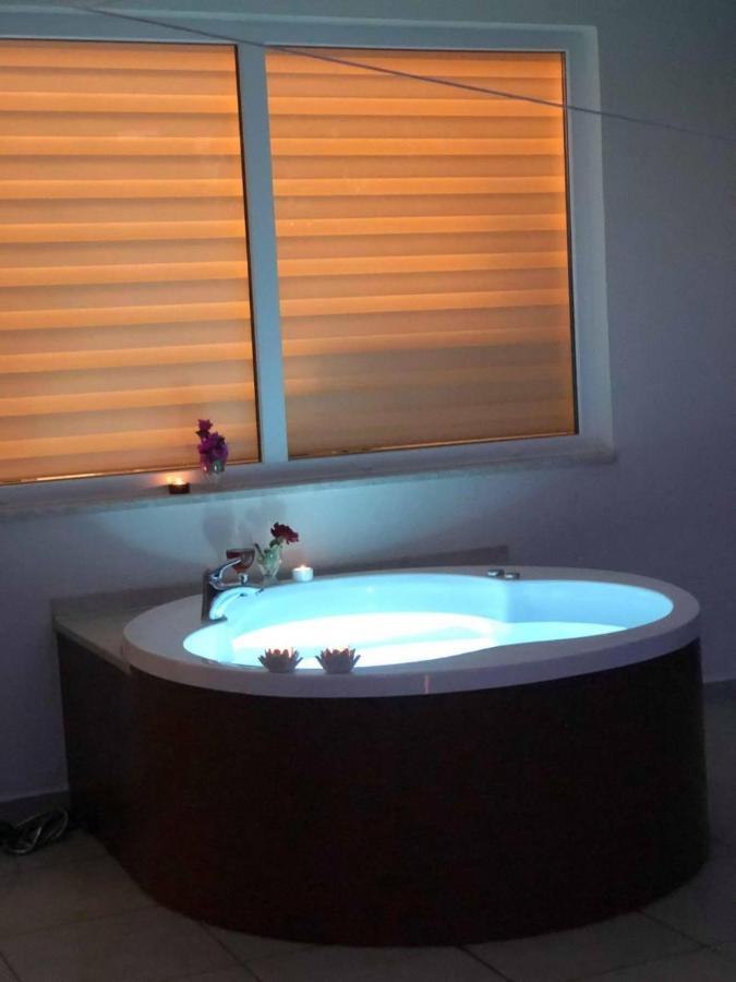 Babylon Luxury Villa With Private Pool And Indoor Heated Pool Side Buitenkant foto