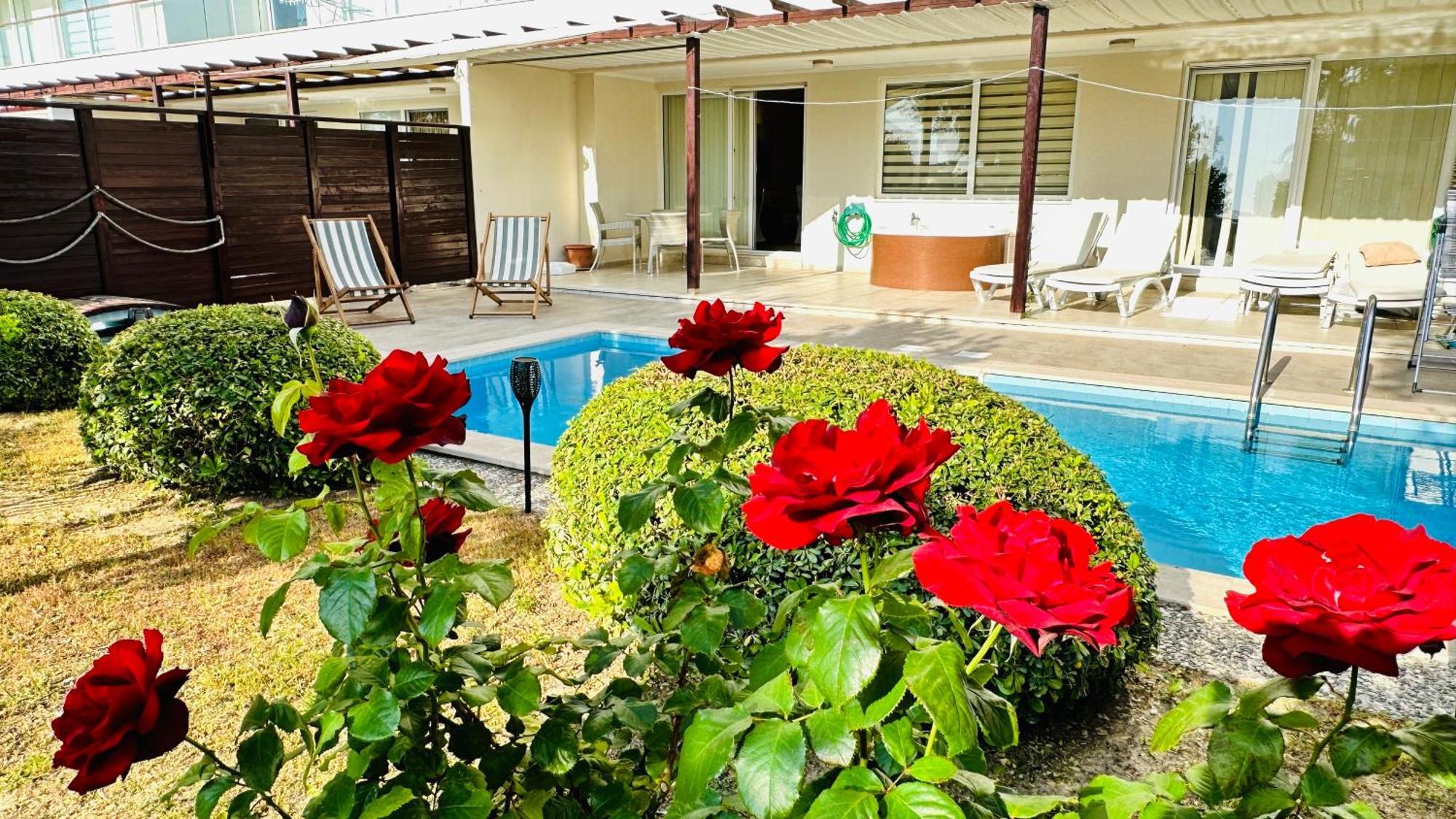 Babylon Luxury Villa With Private Pool And Indoor Heated Pool Side Buitenkant foto